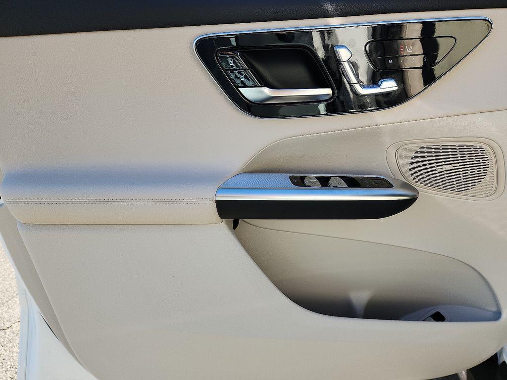 new 2026 Mercedes-Benz GLC 300 car, priced at $54,585