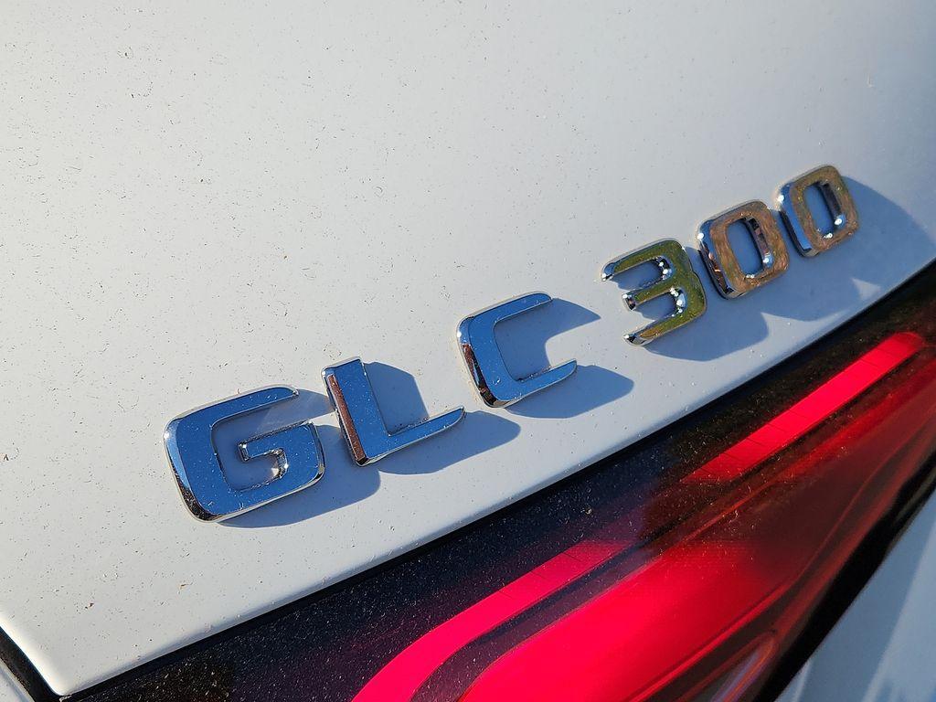 new 2026 Mercedes-Benz GLC 300 car, priced at $54,585