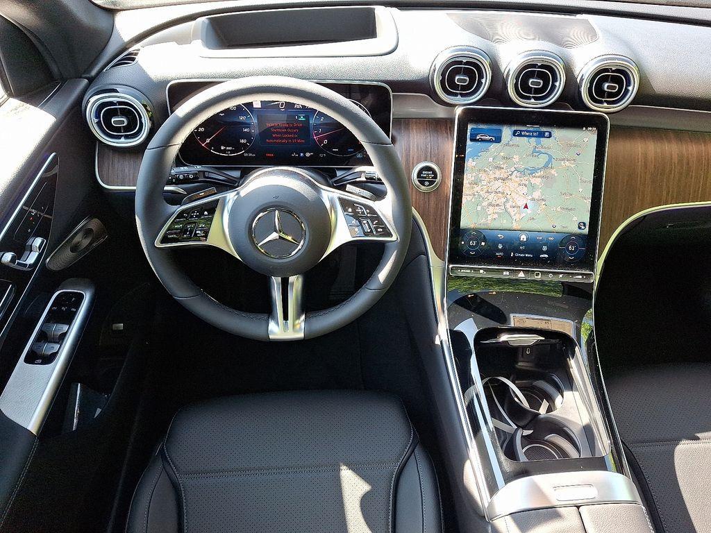 new 2025 Mercedes-Benz GLC 300 car, priced at $60,560