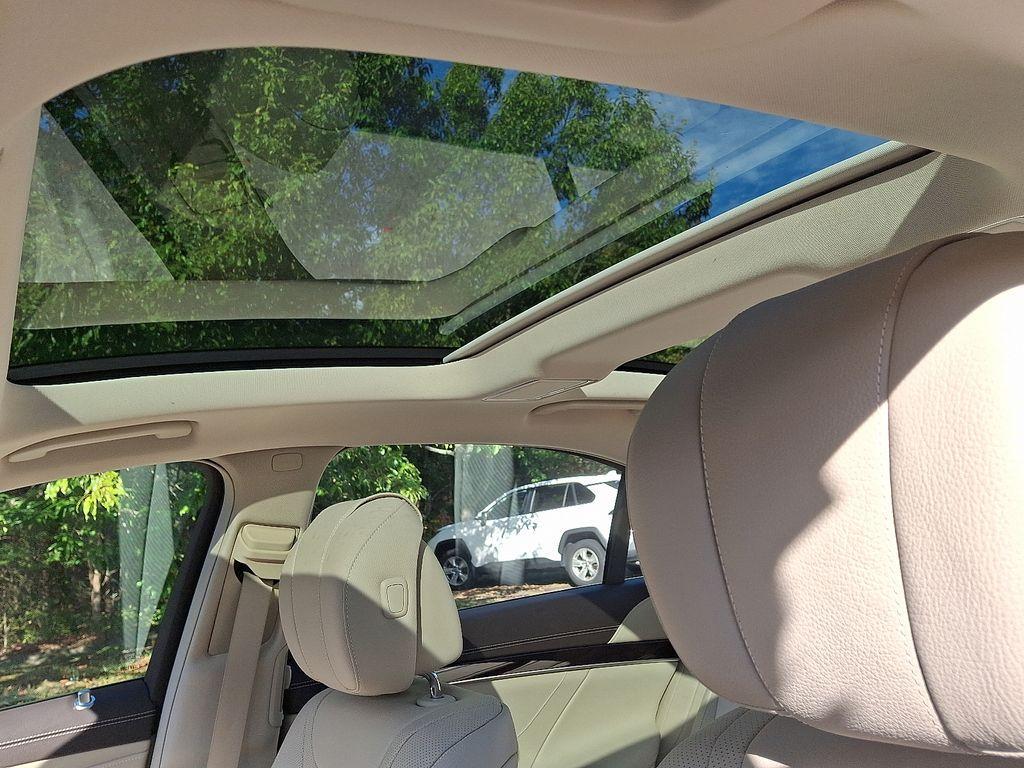 used 2020 Mercedes-Benz S-Class car, priced at $45,385