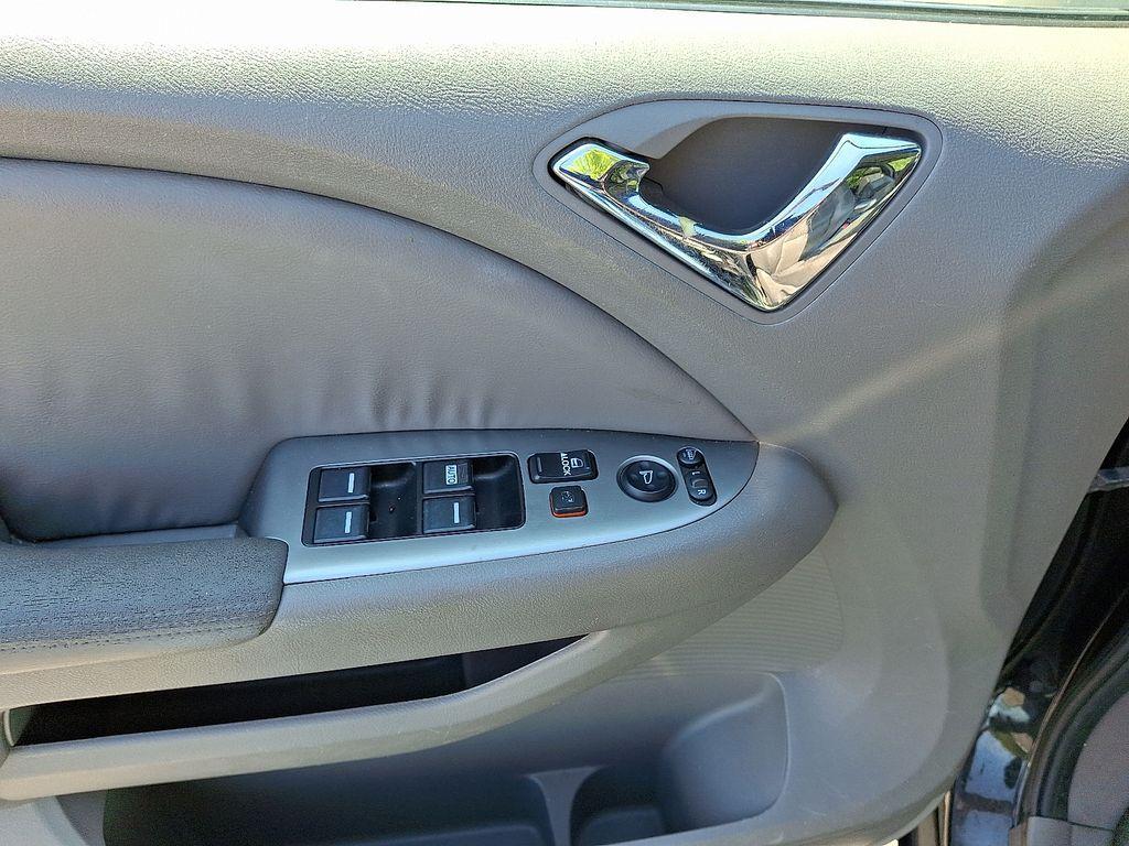 used 2010 Honda Odyssey car, priced at $5,500