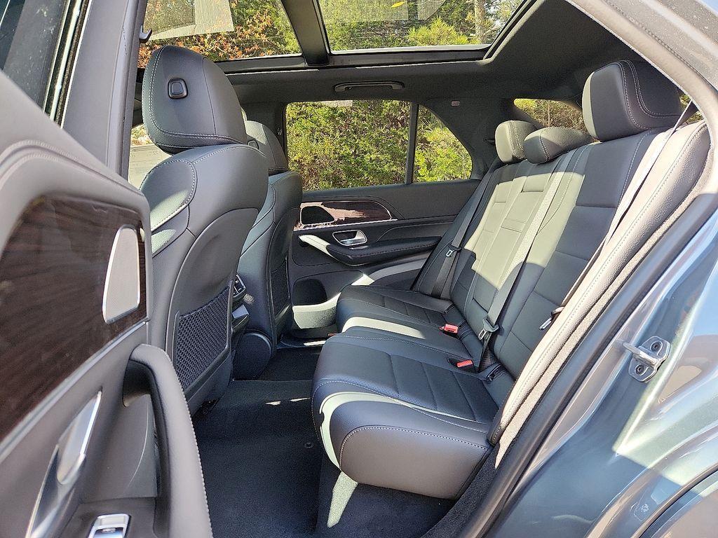 new 2026 Mercedes-Benz GLE 350 car, priced at $74,105