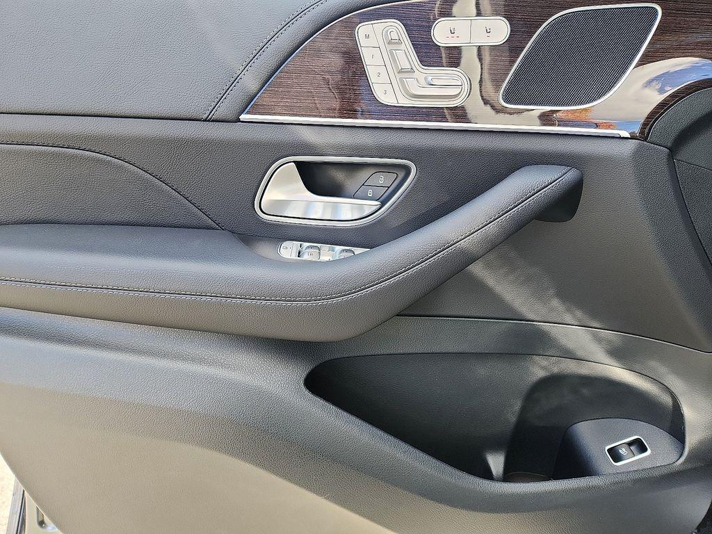 new 2026 Mercedes-Benz GLE 350 car, priced at $74,105