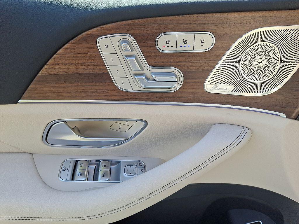new 2025 Mercedes-Benz GLE 350 car, priced at $73,265