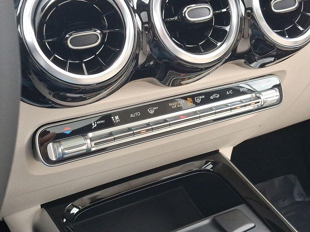 new 2026 Mercedes-Benz GLB 250 car, priced at $50,030