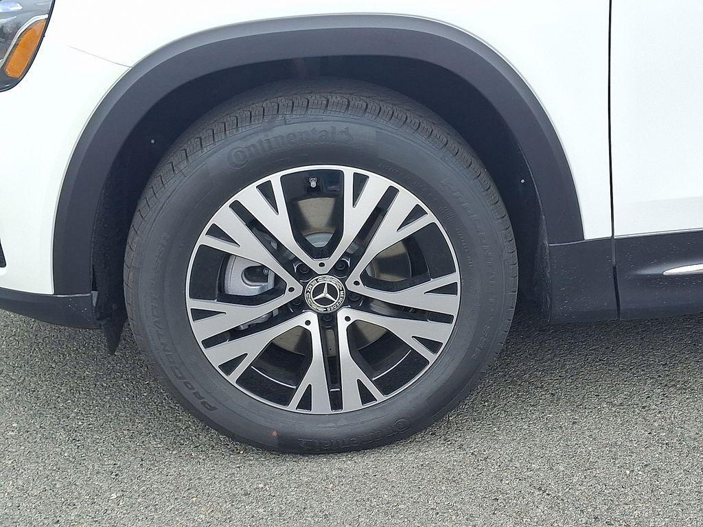 new 2026 Mercedes-Benz GLB 250 car, priced at $50,030