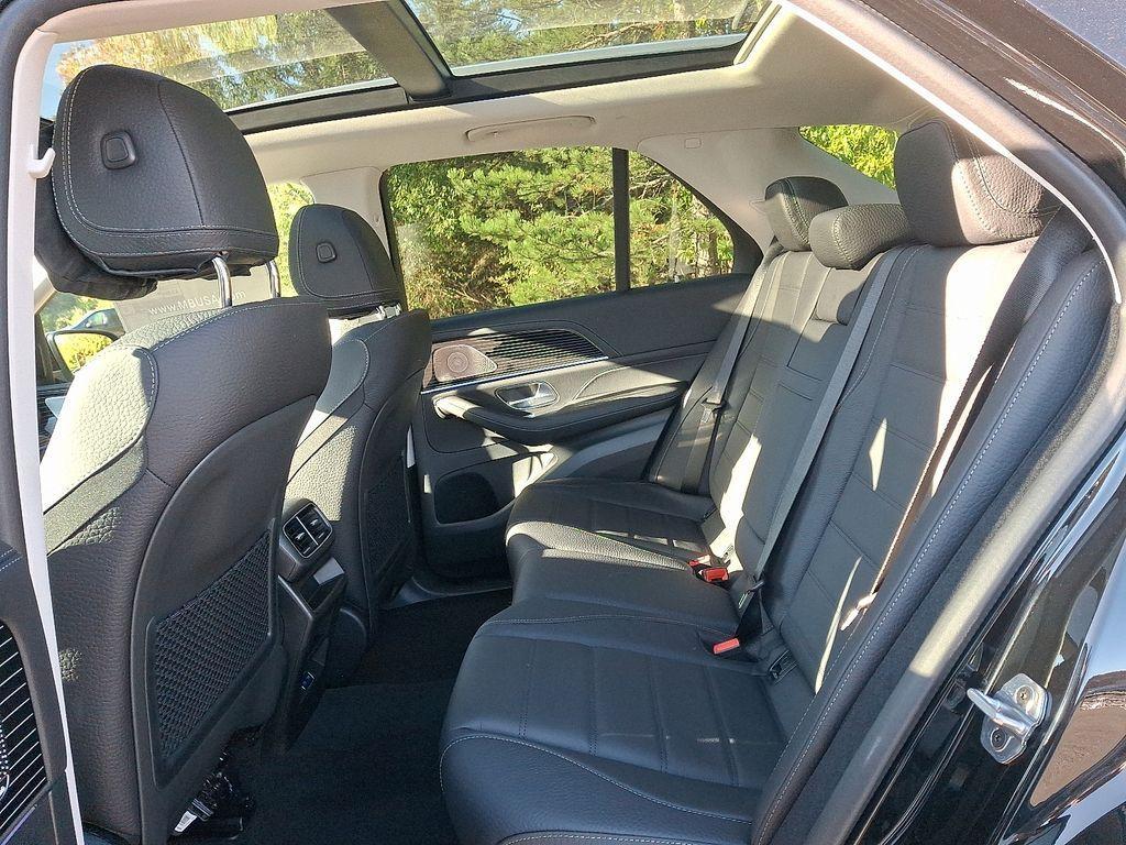 new 2026 Mercedes-Benz GLE 450 car, priced at $88,405