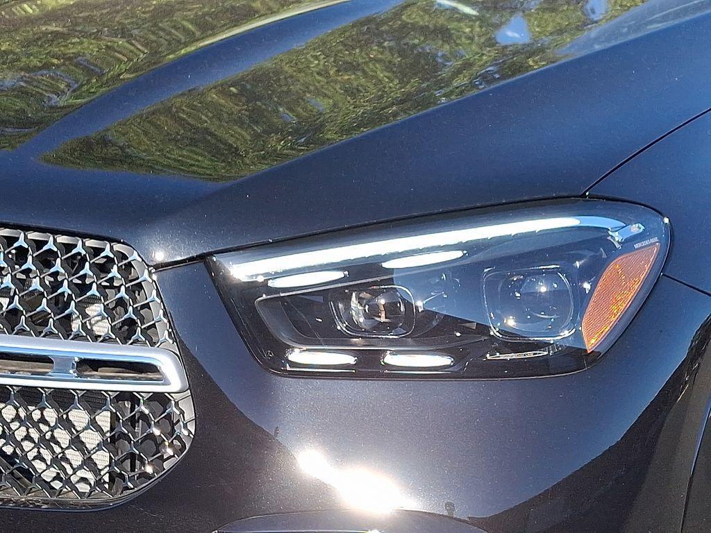 new 2026 Mercedes-Benz GLE 450 car, priced at $88,405