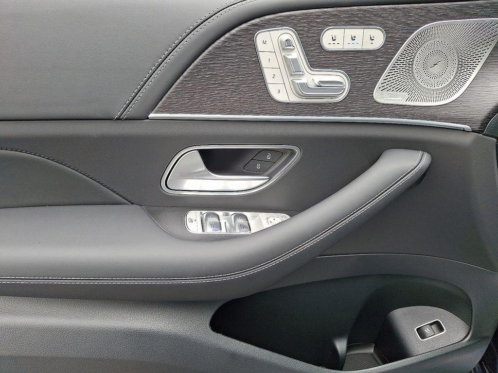 new 2026 Mercedes-Benz AMG GLE 63 car, priced at $134,605