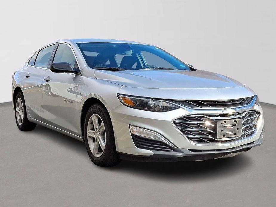 used 2020 Chevrolet Malibu car, priced at $16,000