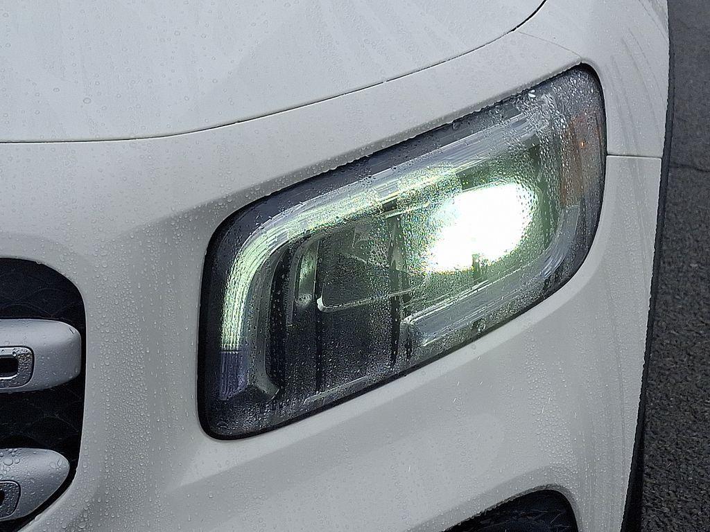 used 2022 Mercedes-Benz GLB 250 car, priced at $33,565