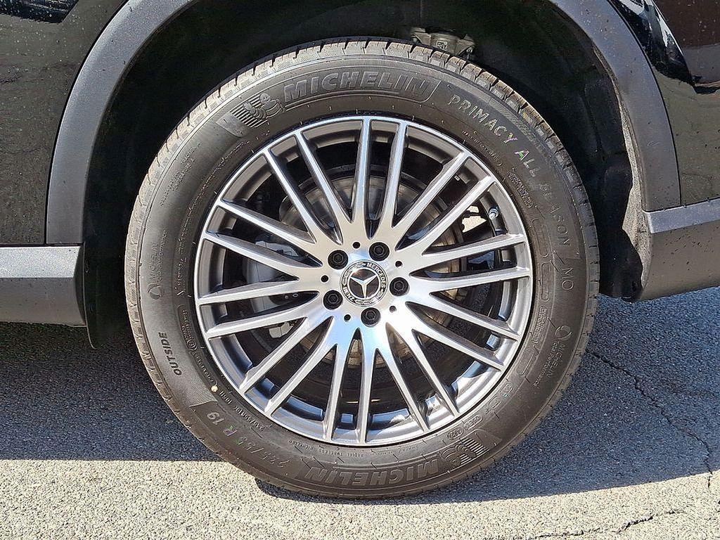used 2025 Mercedes-Benz GLC 300 car, priced at $60,485
