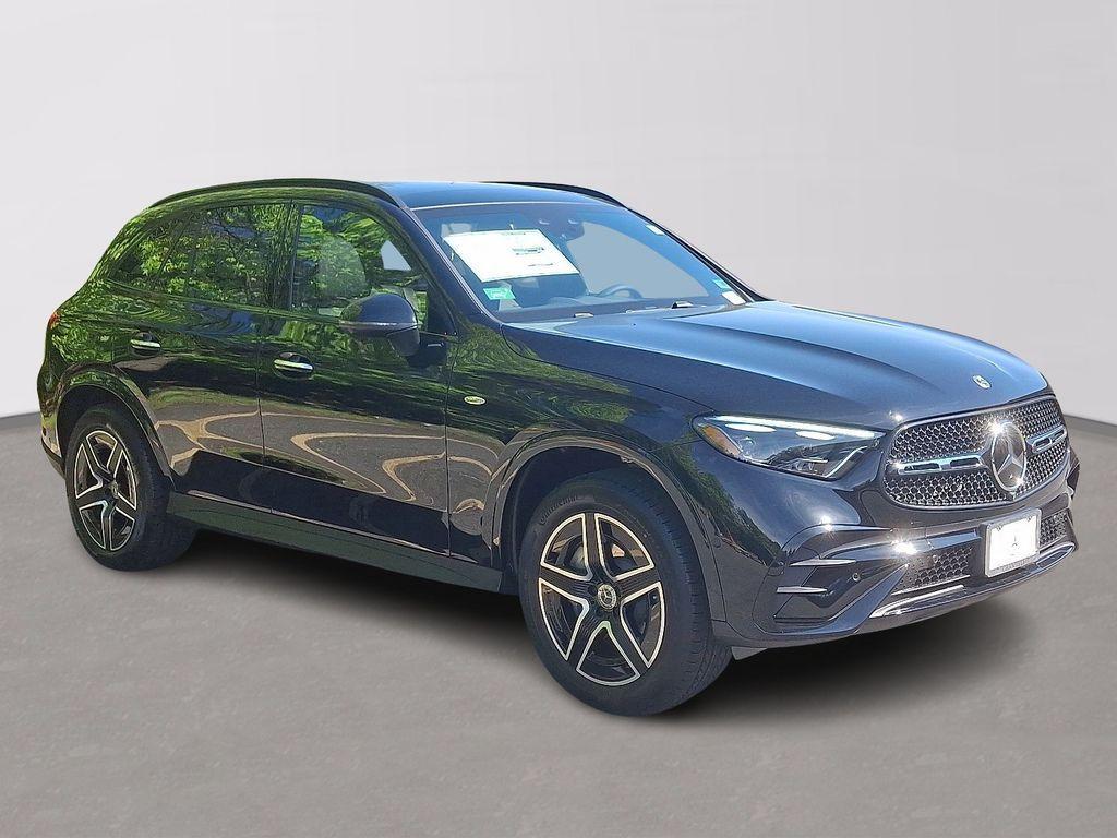 new 2025 Mercedes-Benz GLC 350e car, priced at $72,510