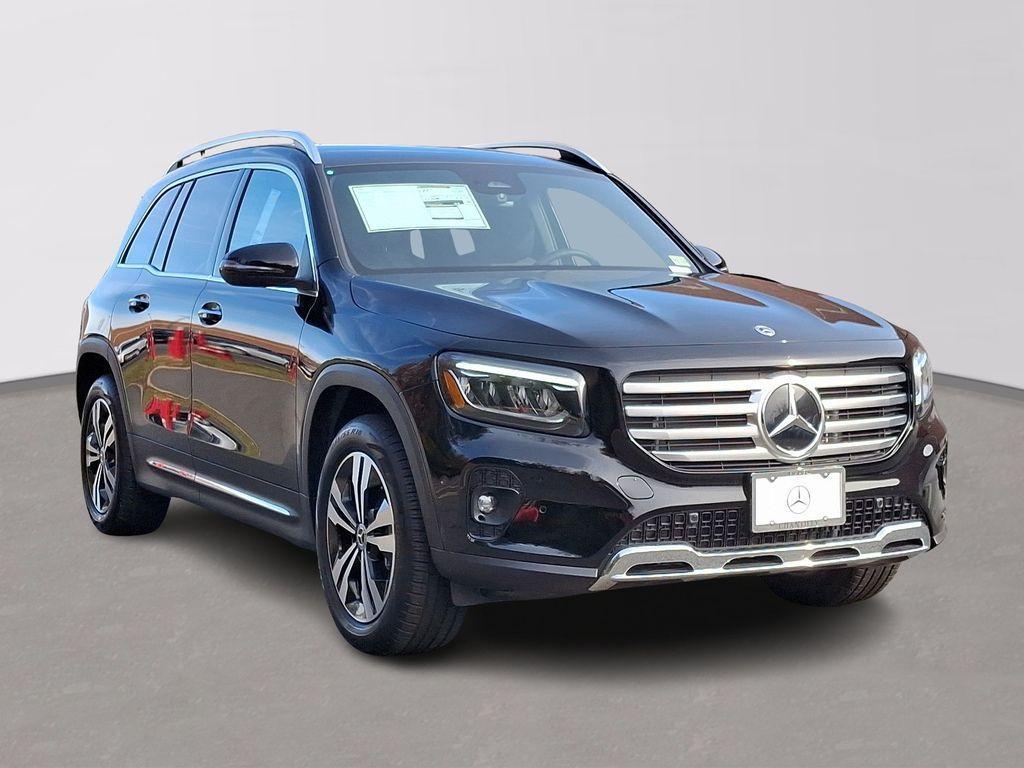 new 2025 Mercedes-Benz GLB 250 car, priced at $49,595