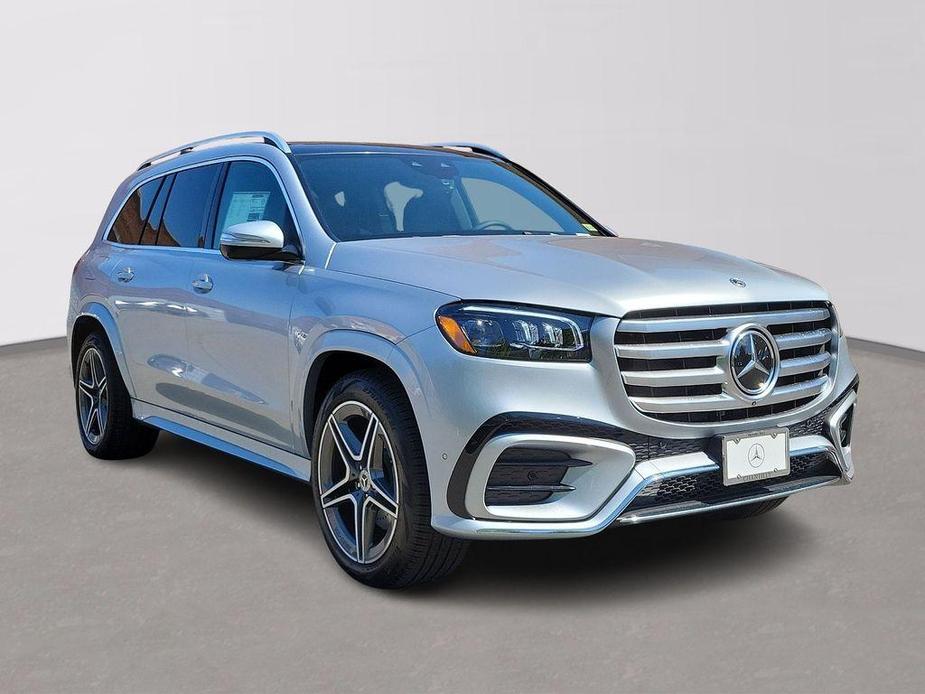 new 2025 Mercedes-Benz GLS 450 car, priced at $95,915