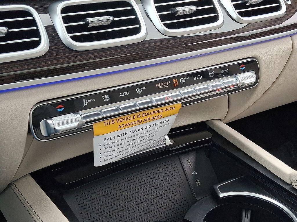 new 2026 Mercedes-Benz GLE 580 car, priced at $96,555