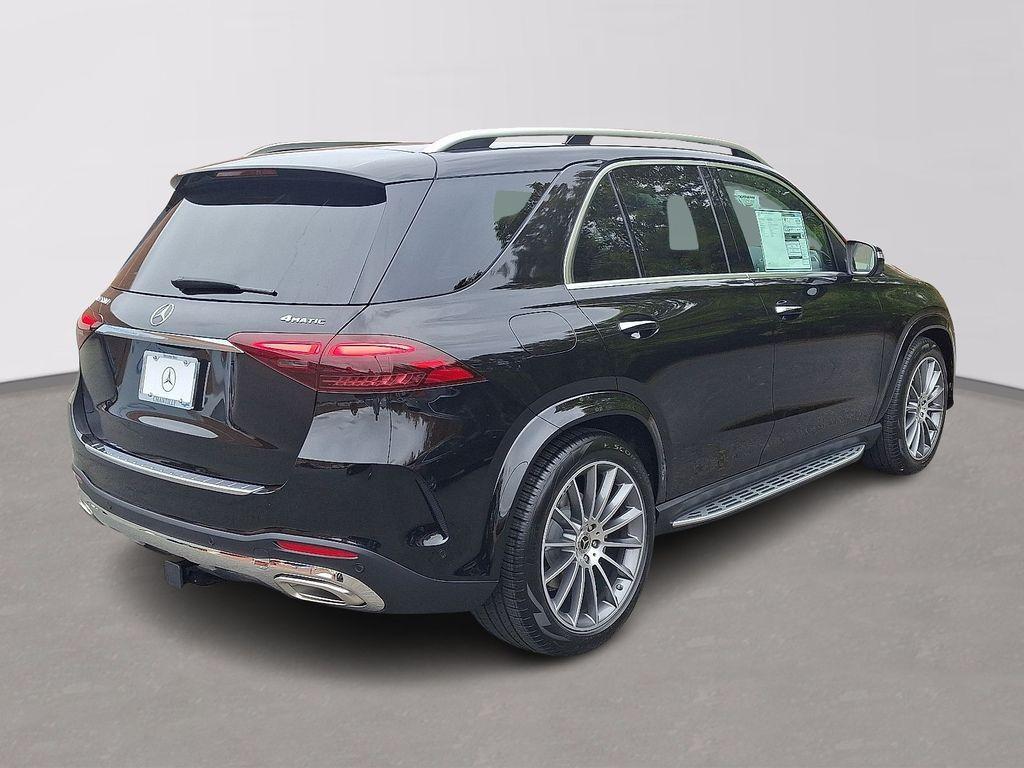 new 2026 Mercedes-Benz GLE 580 car, priced at $96,555