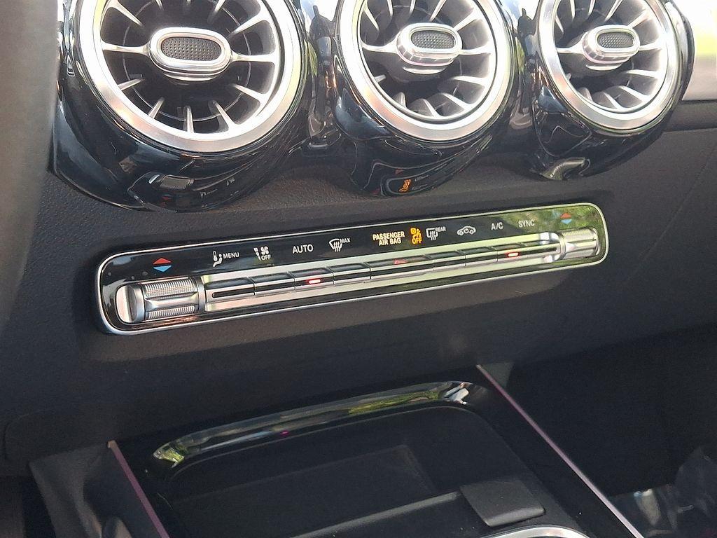 used 2021 Mercedes-Benz GLB 250 car, priced at $23,985