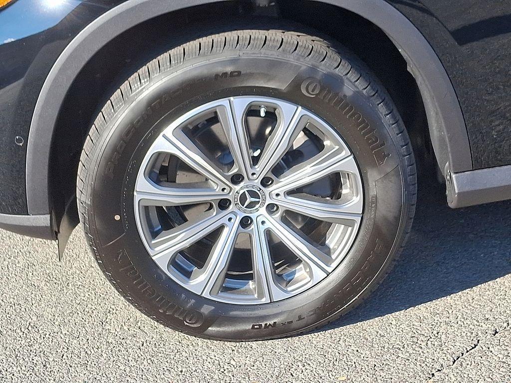 new 2026 Mercedes-Benz GLC 300 car, priced at $54,585