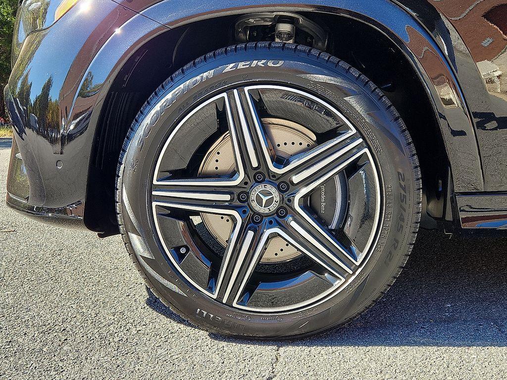 new 2026 Mercedes-Benz GLE 450 car, priced at $85,015