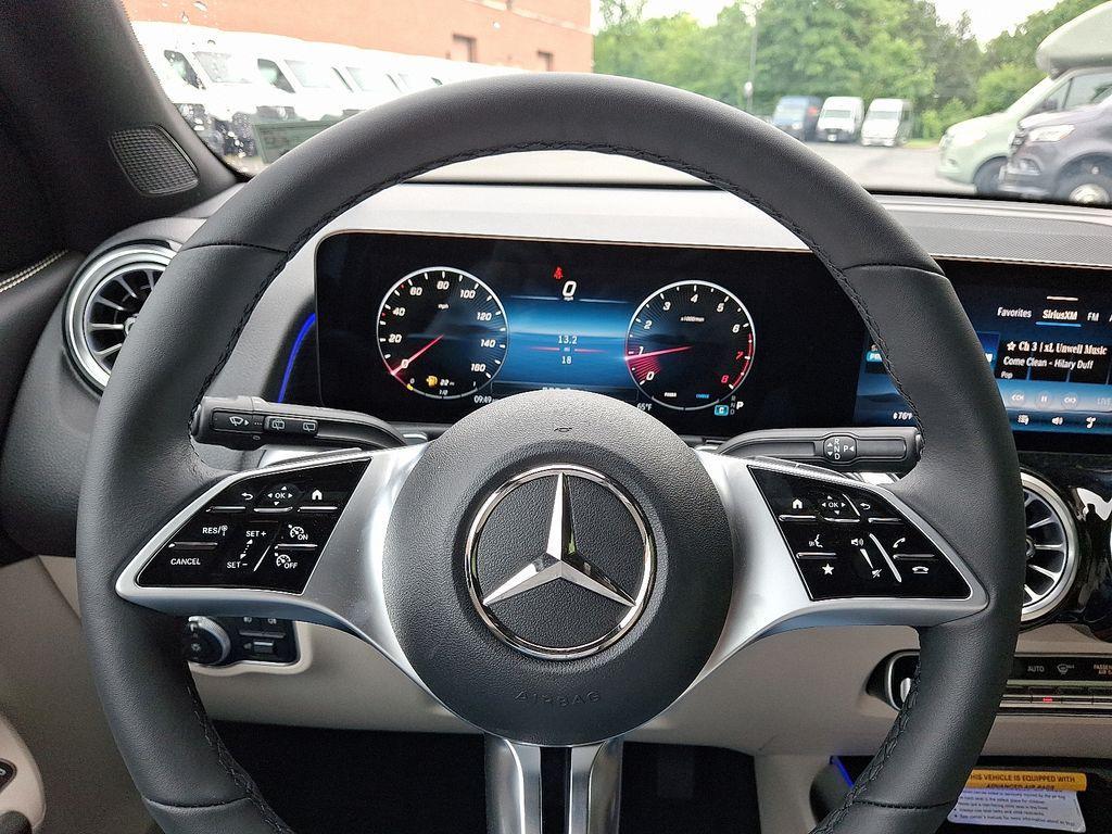 new 2025 Mercedes-Benz GLB 250 car, priced at $49,725