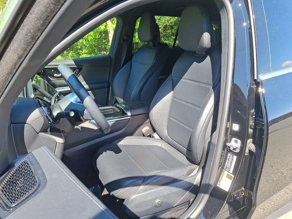 used 2023 Mercedes-Benz GLC 300 car, priced at $39,400