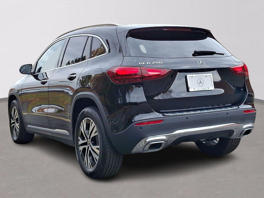 new 2025 Mercedes-Benz GLA 250 car, priced at $50,285