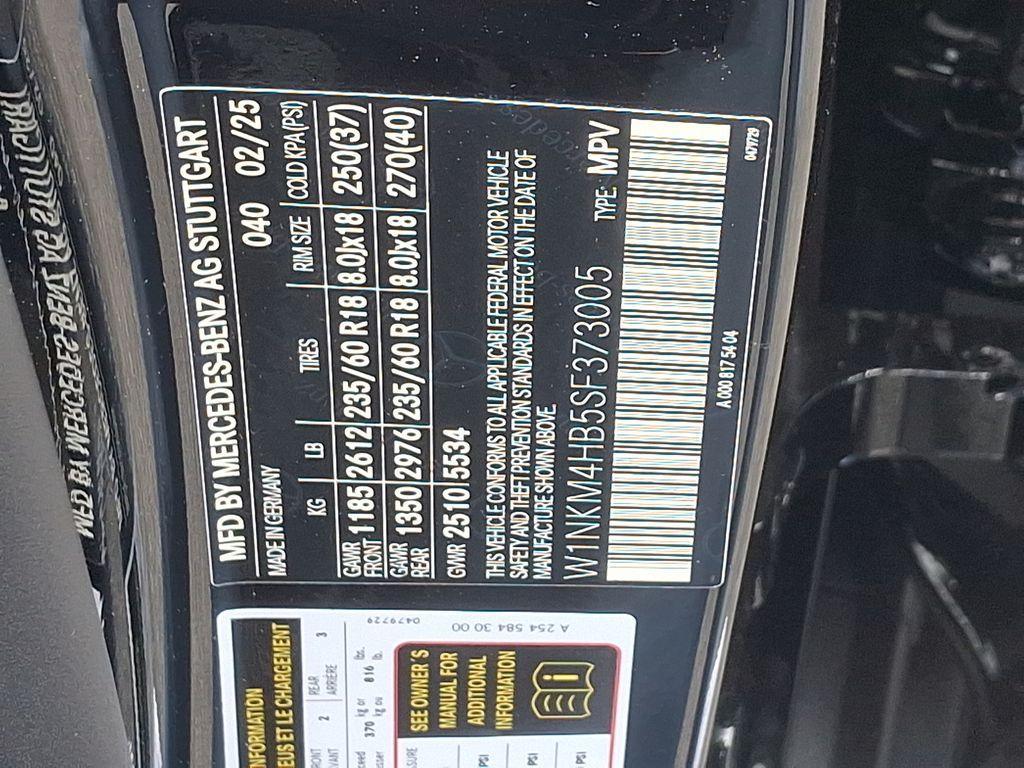 new 2025 Mercedes-Benz GLC 300 car, priced at $59,005