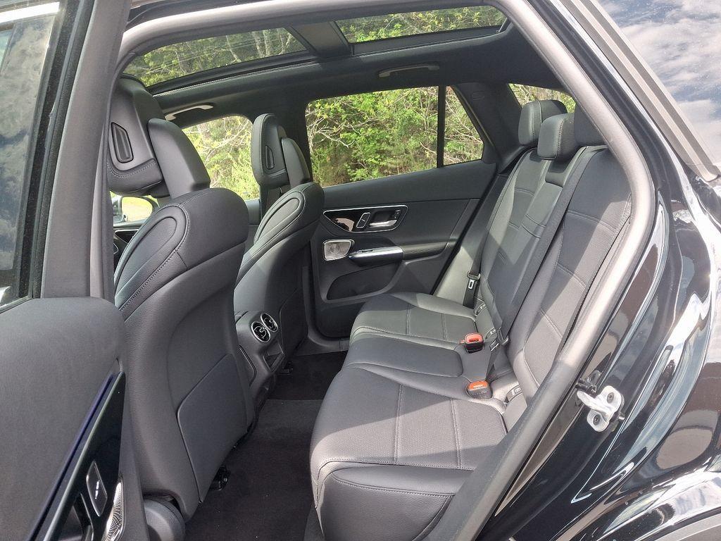new 2025 Mercedes-Benz GLC 300 car, priced at $59,005