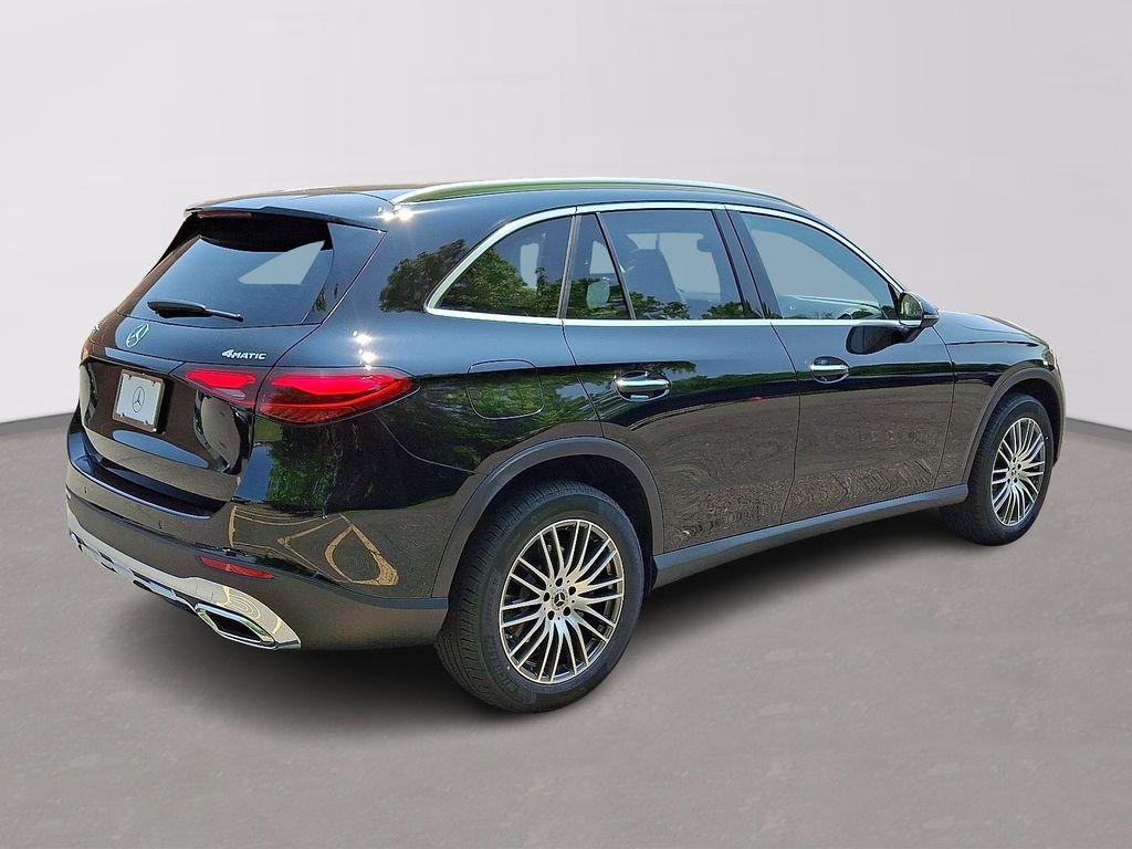 new 2025 Mercedes-Benz GLC 300 car, priced at $55,405