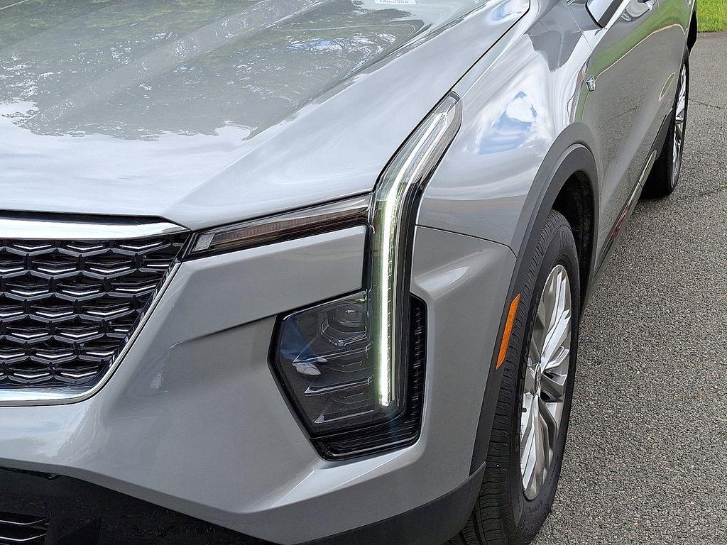 used 2024 Cadillac XT4 car, priced at $38,475
