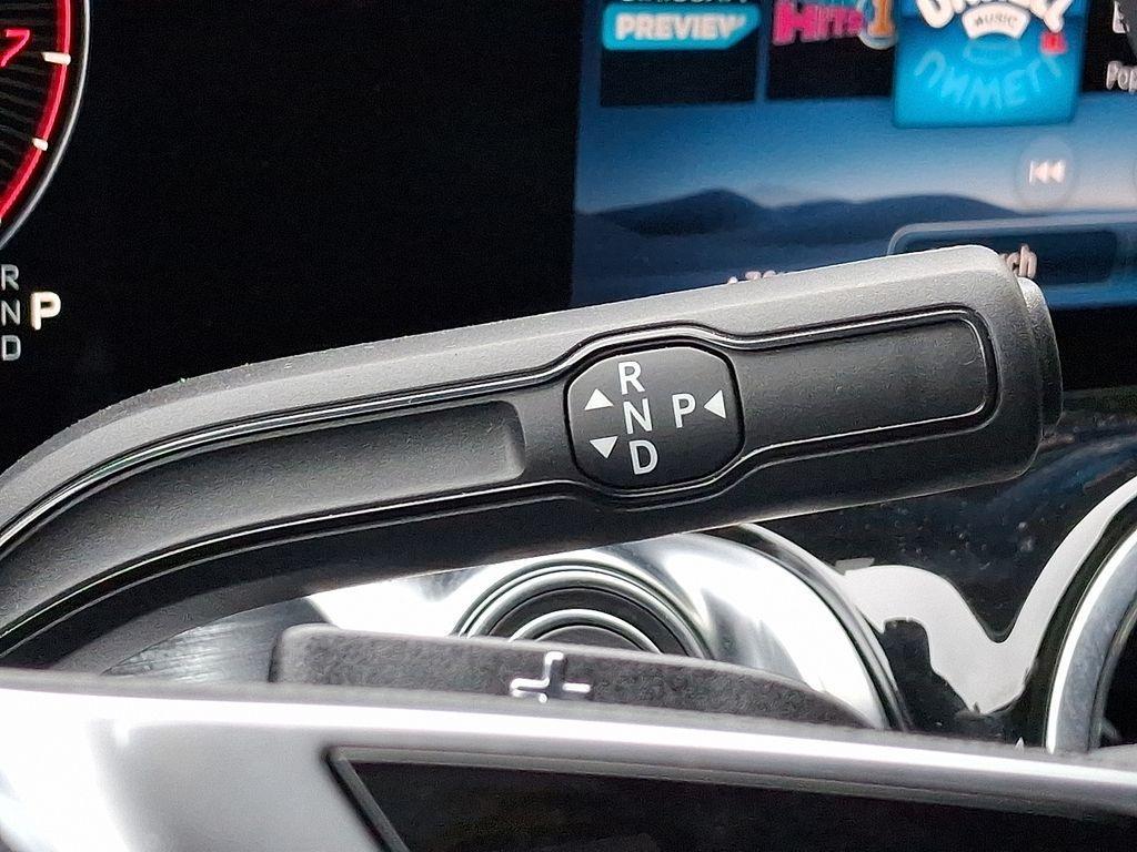 new 2025 Mercedes-Benz GLB 250 car, priced at $49,595