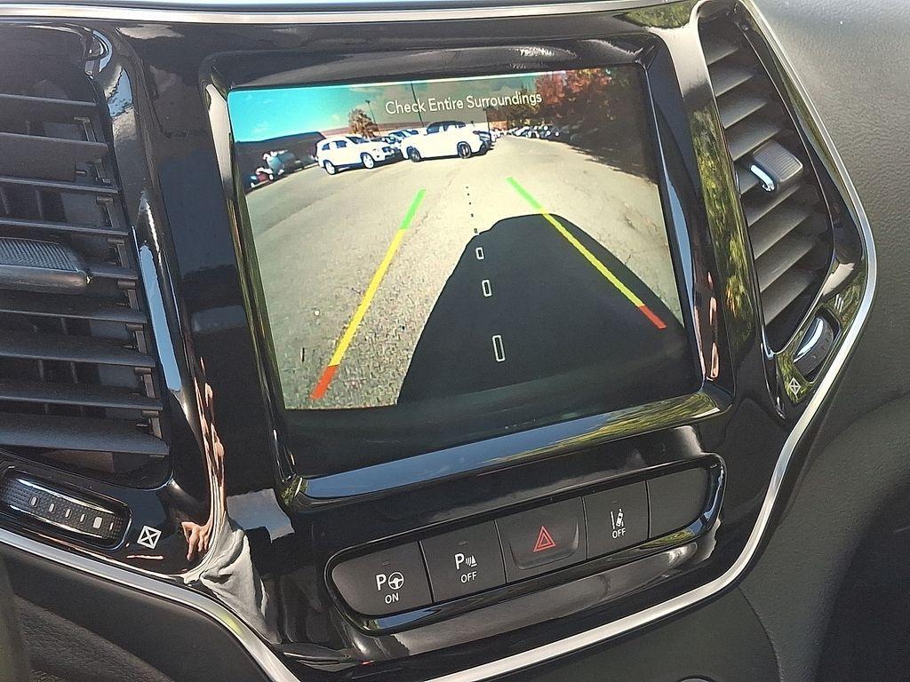 used 2019 Jeep Cherokee car, priced at $14,200