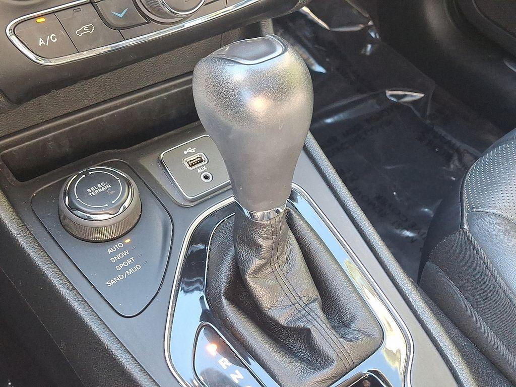 used 2019 Jeep Cherokee car, priced at $14,200