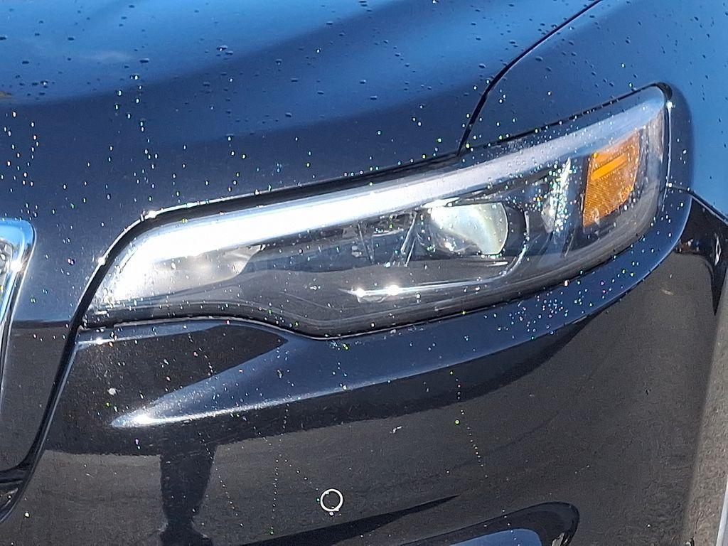 used 2019 Jeep Cherokee car, priced at $14,200