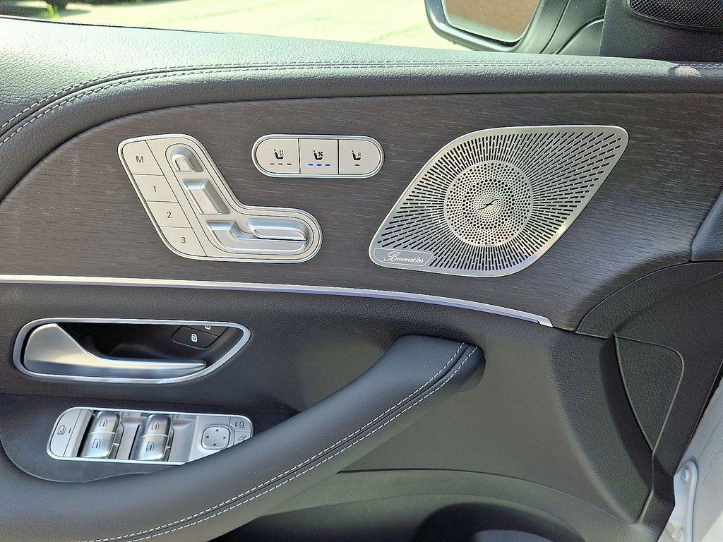 new 2025 Mercedes-Benz AMG GLE 53 car, priced at $96,695