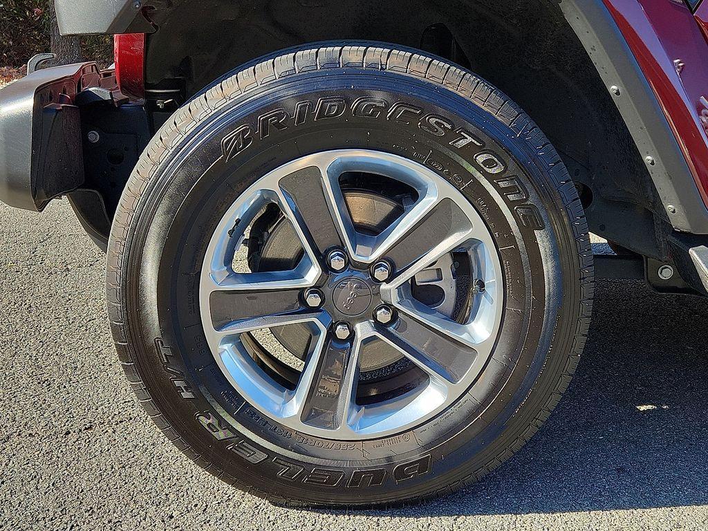 used 2022 Jeep Wrangler Unlimited car, priced at $37,300