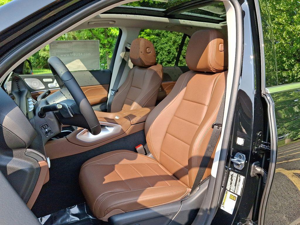new 2025 Mercedes-Benz GLE 350 car, priced at $71,580