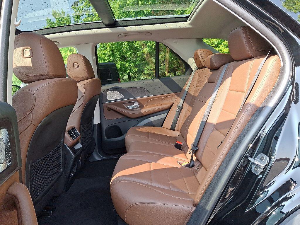 new 2025 Mercedes-Benz GLE 350 car, priced at $71,580