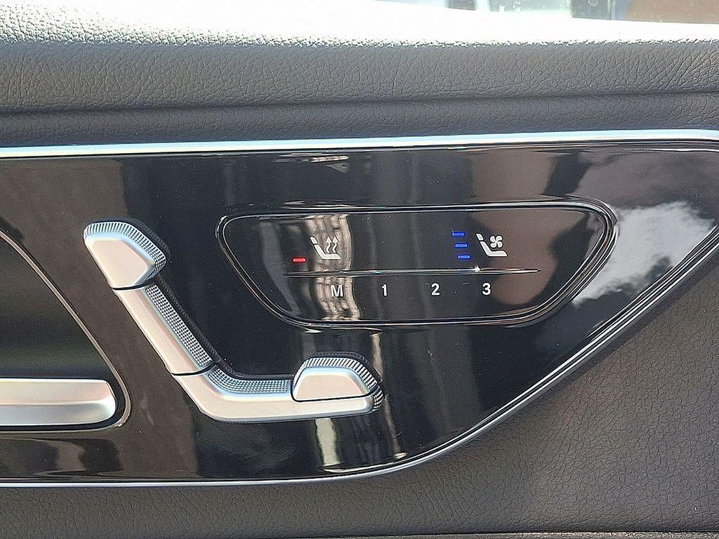 used 2025 Mercedes-Benz GLC 300 car, priced at $51,800