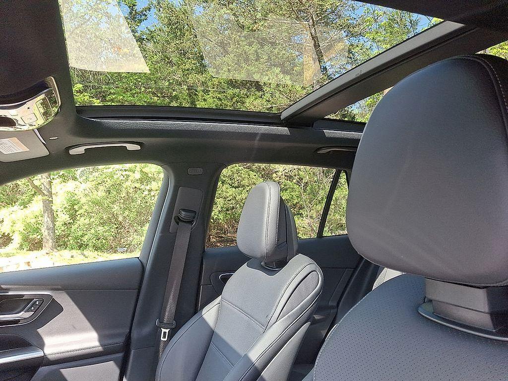 used 2025 Mercedes-Benz GLC 300 car, priced at $51,800