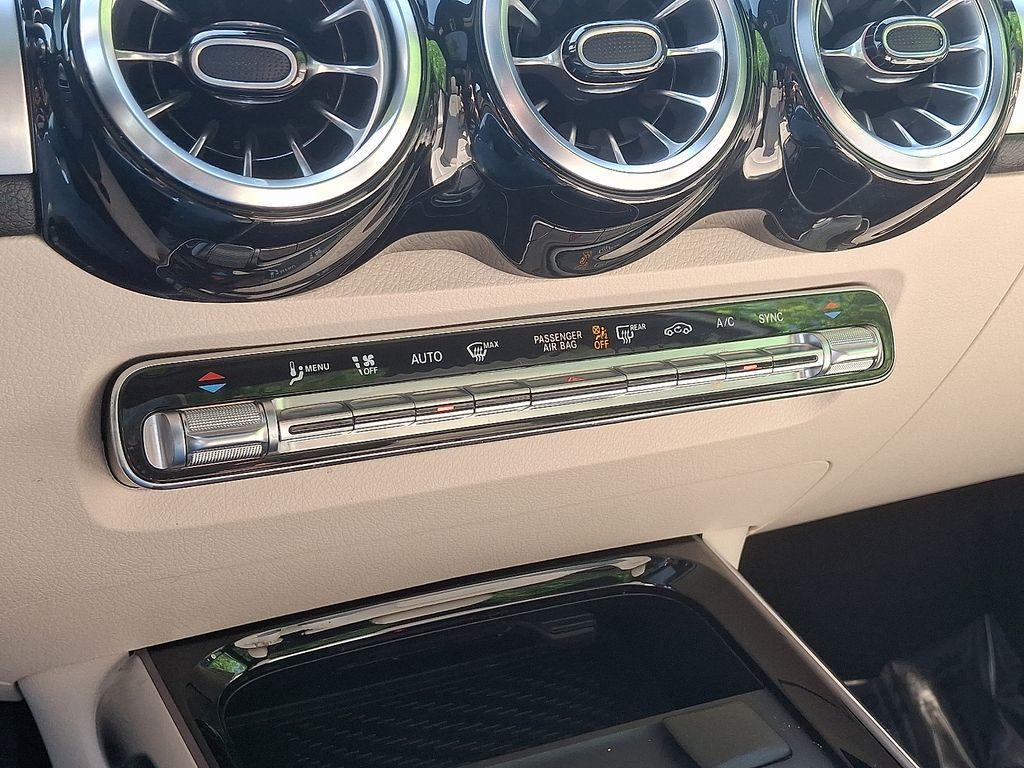 used 2024 Mercedes-Benz GLB 250 car, priced at $39,400
