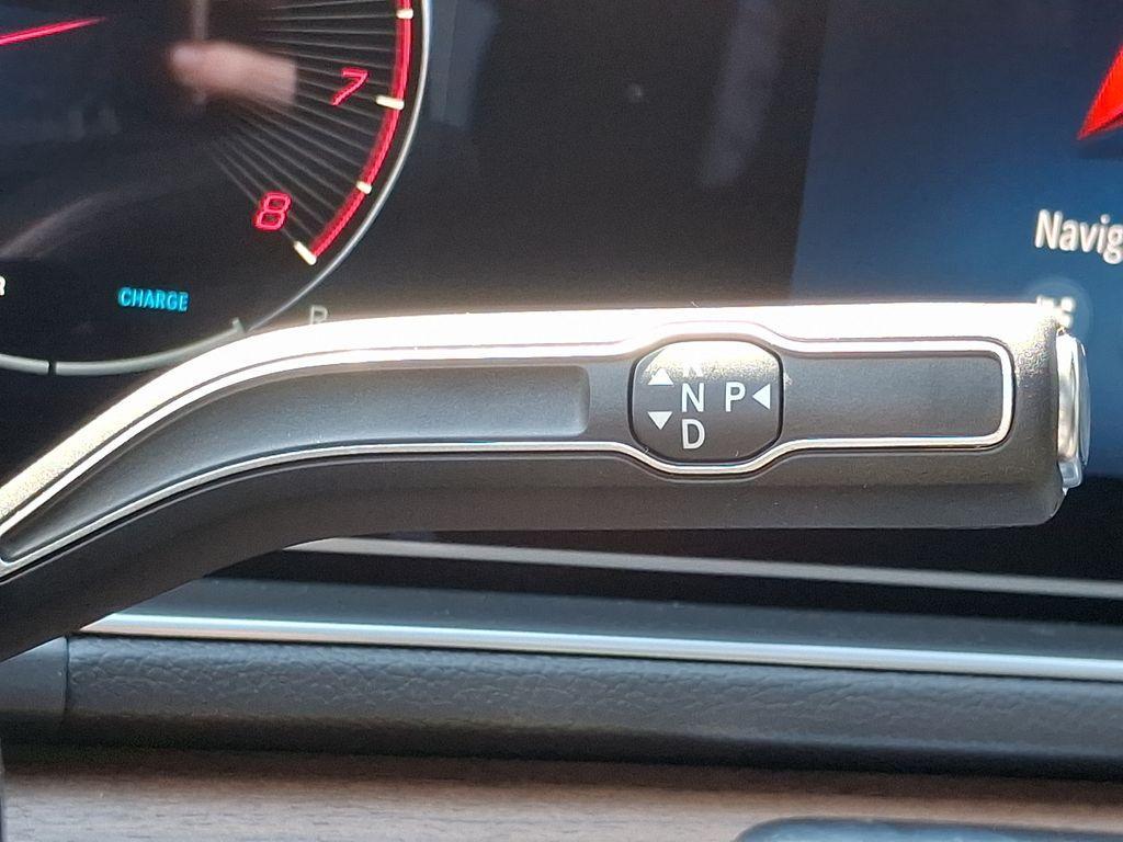 new 2025 Mercedes-Benz GLE 350 car, priced at $69,715