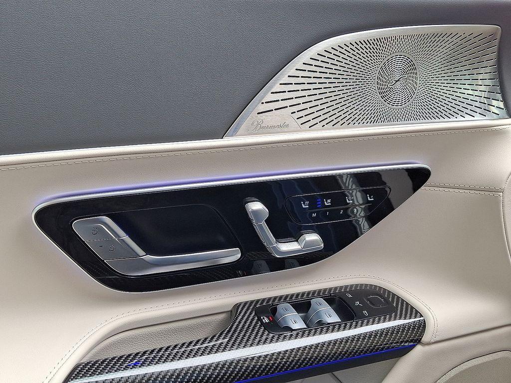 new 2025 Mercedes-Benz AMG SL 55 car, priced at $172,665