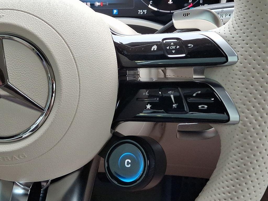 new 2025 Mercedes-Benz AMG SL 55 car, priced at $172,665