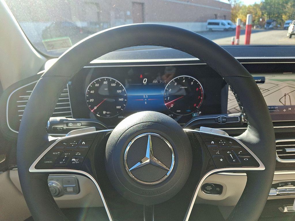 new 2026 Mercedes-Benz GLE 450 car, priced at $81,115