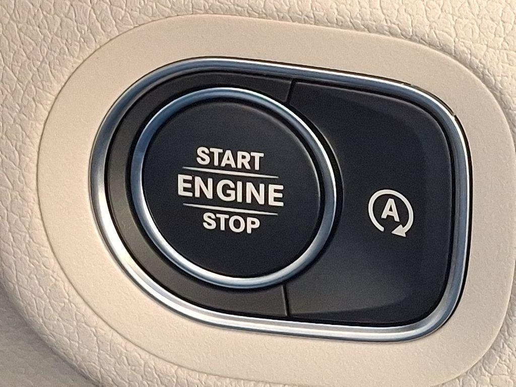 new 2026 Mercedes-Benz GLE 450 car, priced at $81,115