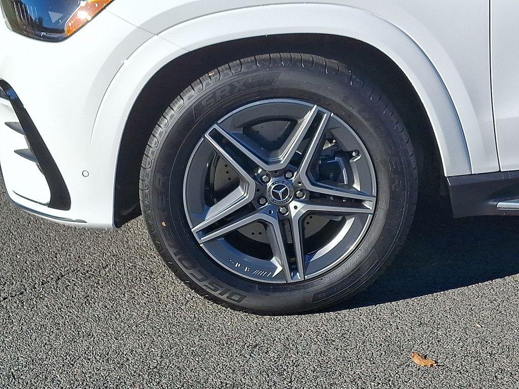 new 2026 Mercedes-Benz GLE 450 car, priced at $81,115