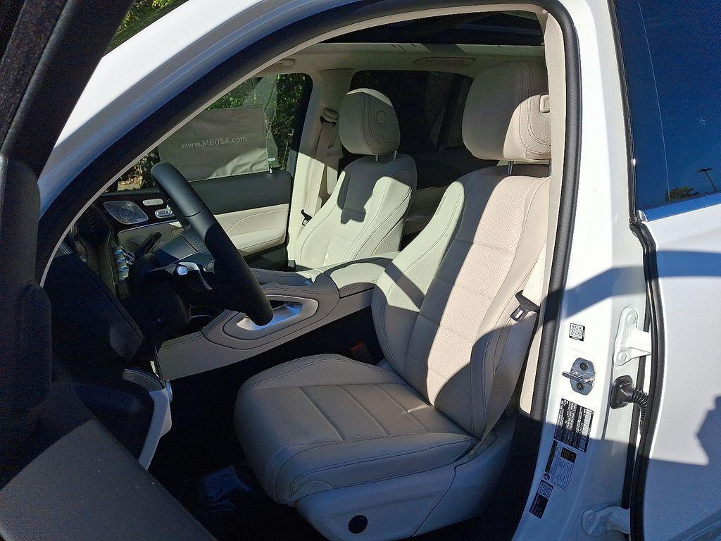 new 2026 Mercedes-Benz GLE 450 car, priced at $81,115