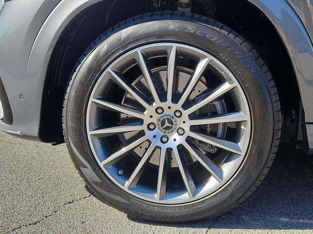 new 2026 Mercedes-Benz GLE 450 car, priced at $84,060